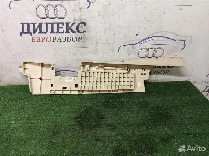 Держатель задней полки Land Rover