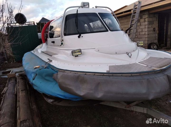 Судно на воздушной подушке пегас -5