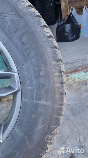 Yokohama Ice Guard IG55 285/60 R18