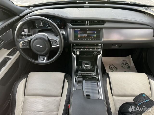 Jaguar XF 2.0 AT, 2018, 92 500 км объявление продам