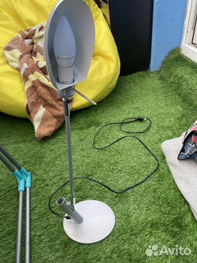 Лампа настольная