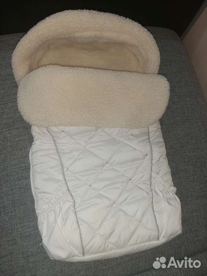 Теплый конверт в прогулочную коляску