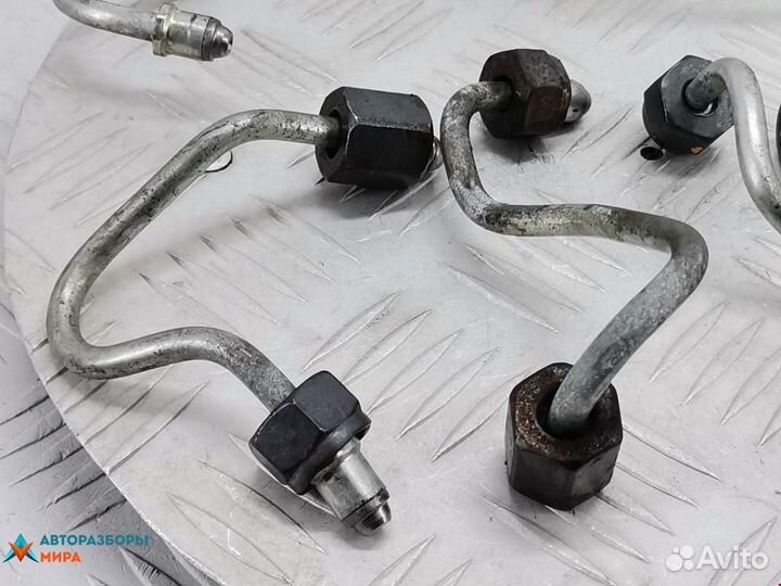 Трубка топливная BMW 5 E60/E61 2007 13537800605