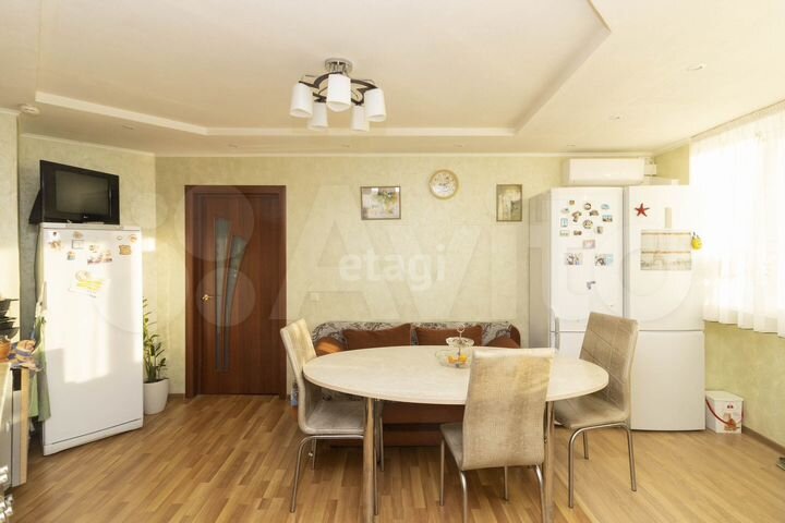 2-к. квартира, 67 м², 8/16 эт.