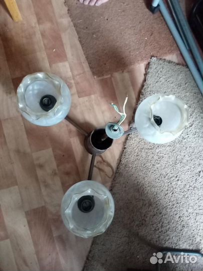 Люстра трёхрожковая Е27