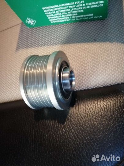 Шкив генератора обгонная муфта