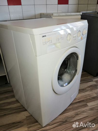 Стиральная машина бу Zanussi Aquacycle 1000 FA1032