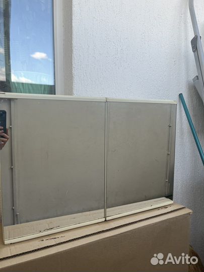 Зеркало-шкаф в ванную