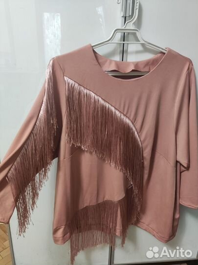 Блуза с бахромой 52 р