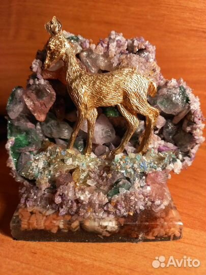 Сувенир из натуральных камней