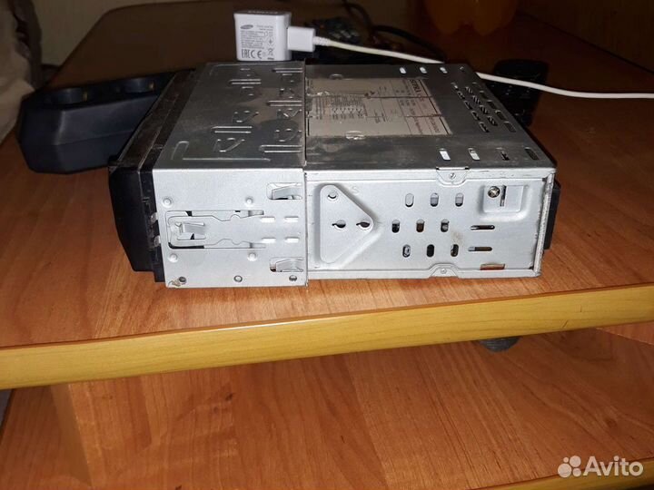 Автомагнитола Supra scd200