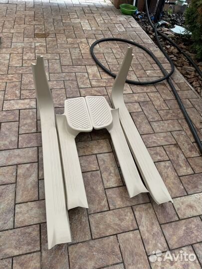 Пороги в салон Toyota Land Cruiser 200