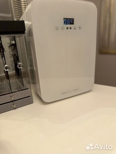 Минихолодильник для косметики