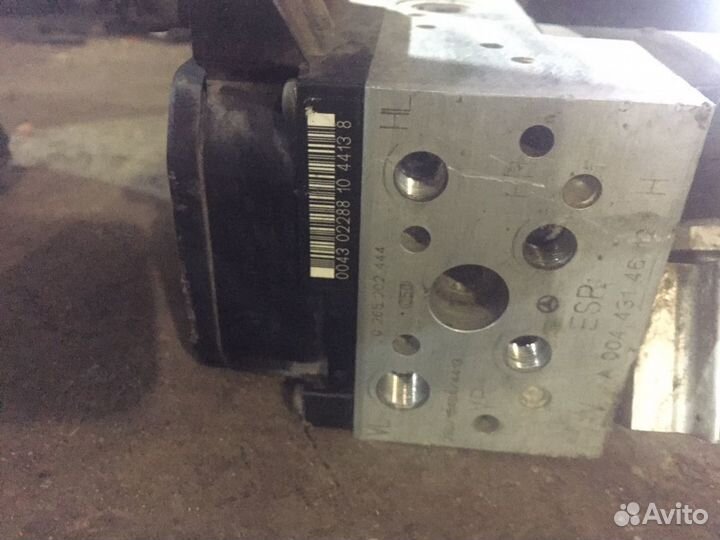 Блок ABS Mercedes W220/S