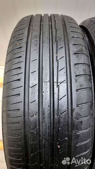 Yokohama BluEarth AE50 215/65 R17 99V