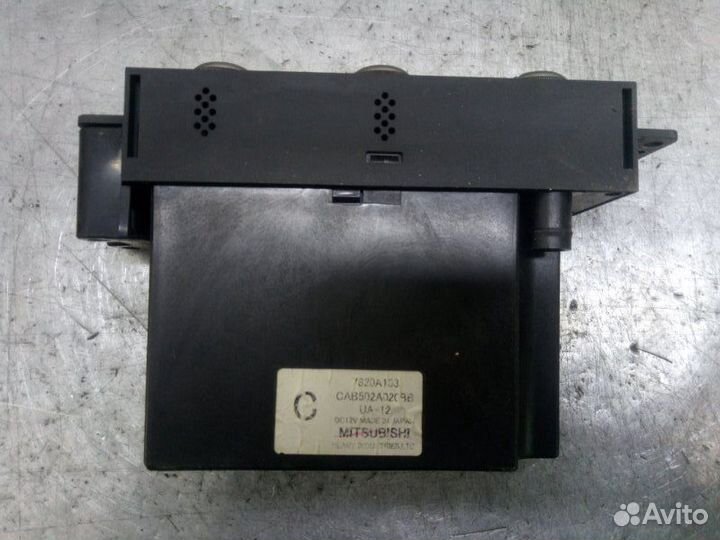 Блок управления отопителем Mitsubishi Lancer 9