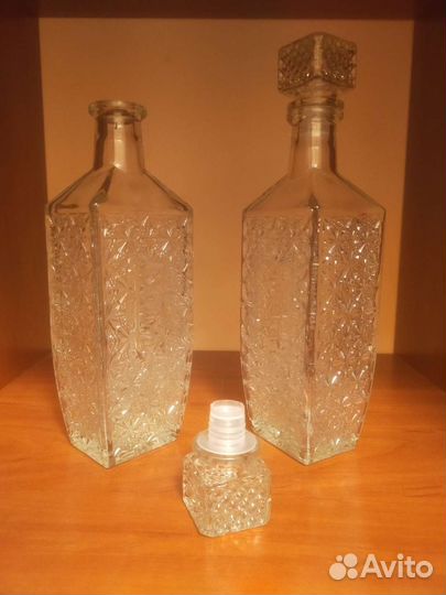 Графин бутылка стекло