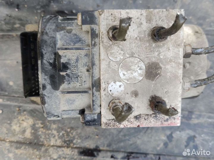 Блок ABS (насос) Subaru Forester (S10) 1997-2002