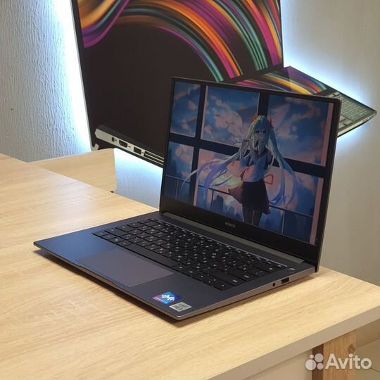 Ноутбук Honor intel core i3-10/Ram 8gb/SSD M.2 256