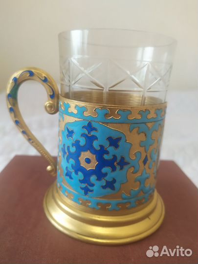 Хрустальный стакан с витражным подстаканником 875