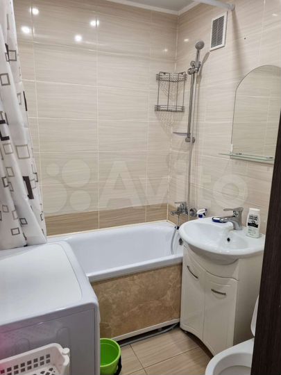 2-к. квартира, 40 м², 3/5 эт.