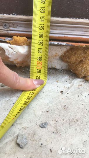 Дверь входная металлическая б/у