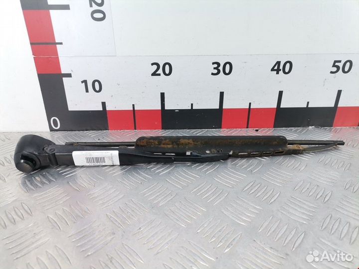 Щеткодержатель задний Audi 80 8C/B4 1994