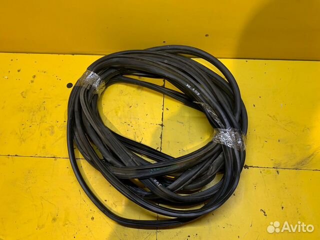 Уплотнитель двери Kia RIO 4 2017