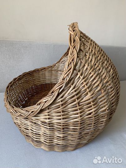 Корзина плетеная для домашних животных