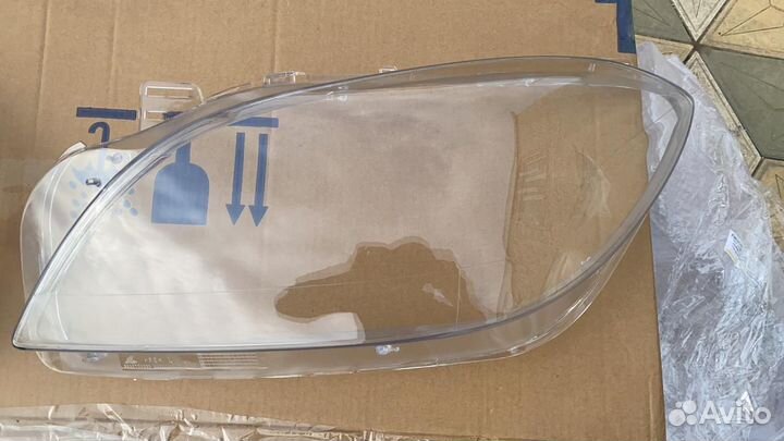 Стекло на фару Mercedes ML W166