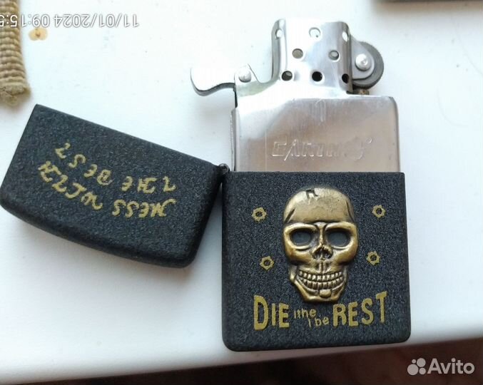 Зажигалка zippo
