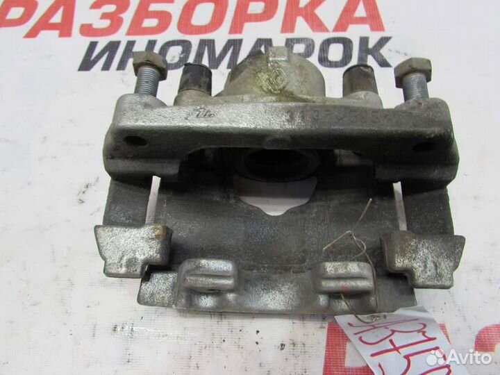 Суппорт передний левый для Renault Fluence 2010