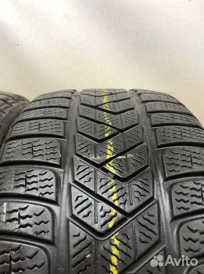 Pirelli Winter Sottozero 3 245/35 R21 98W