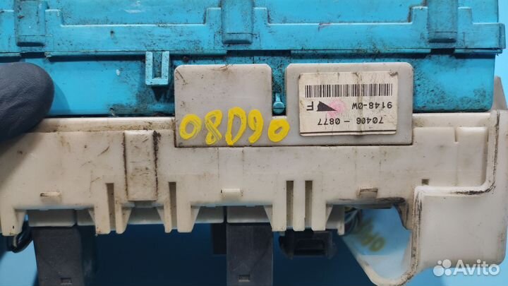 Блок предохранителей салонный Mitsubishi Lancer 9