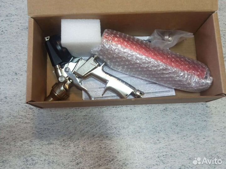 Пистолет для распыляемого герметика F4 SAM