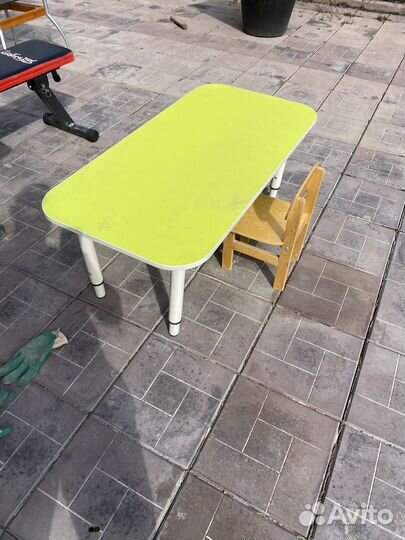 Детский стол и стул