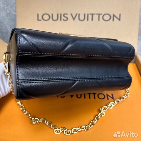 Cумка Louis Vuitton Twist MM