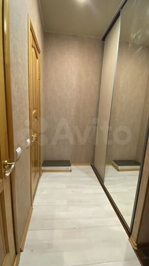 2-к. квартира, 63 м², 5/5 эт.