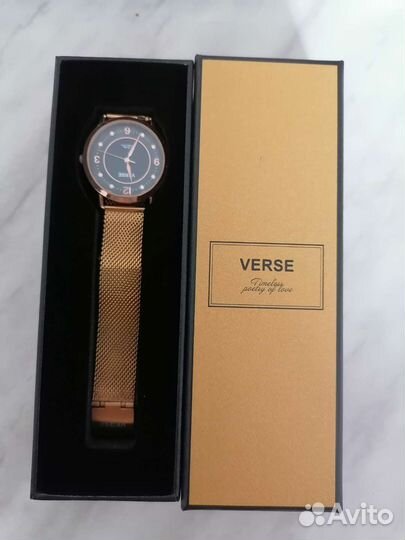 Часы кварцевые женские