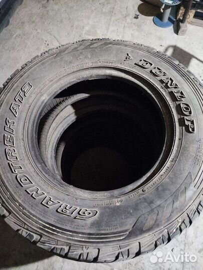 Dunlop Grandtrek AT3 215/75 R15