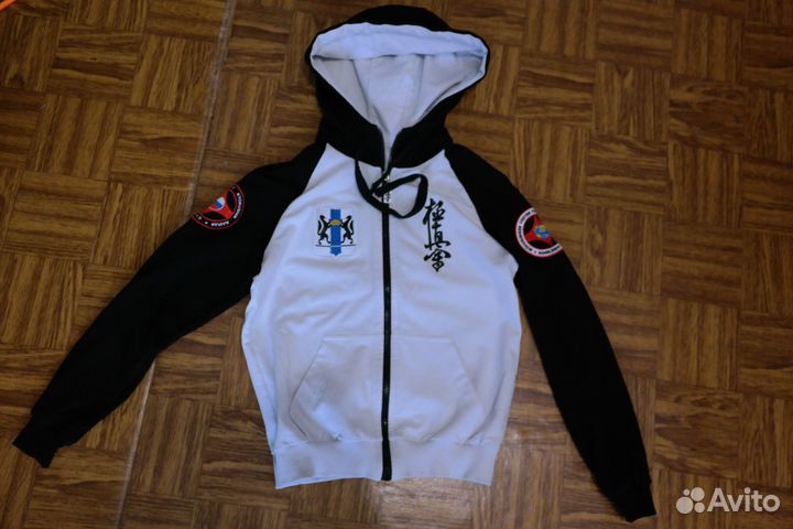 Спортивная одежда