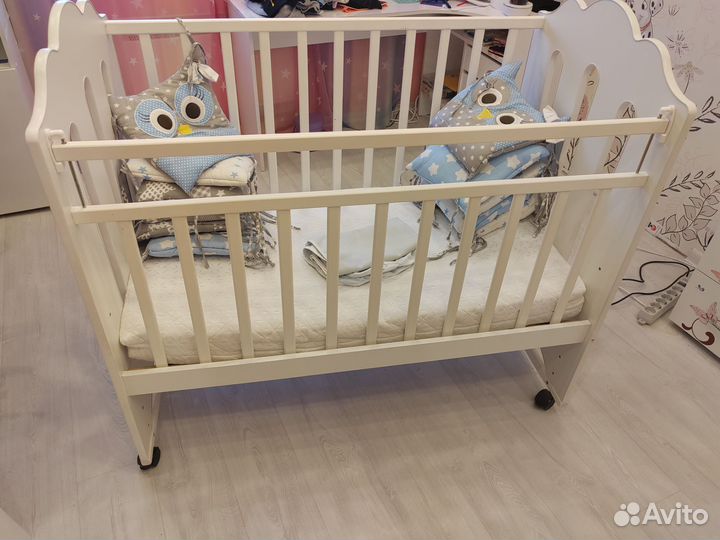 Детская кроватка
