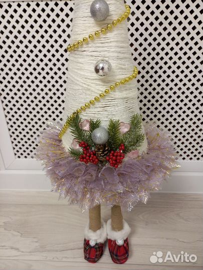 Новогодний декор.Ёлка топотушка