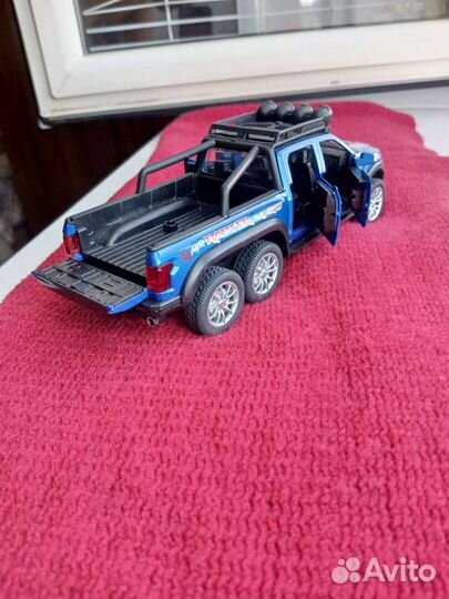 Внедорожник