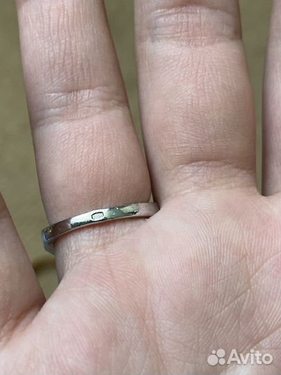 Серебряное кольцо синие