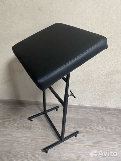 Тату холдер