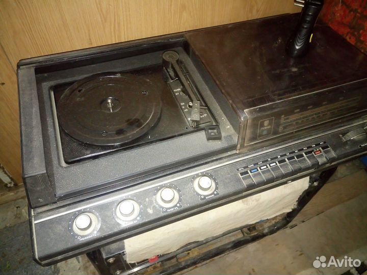 Продам проигрыватель