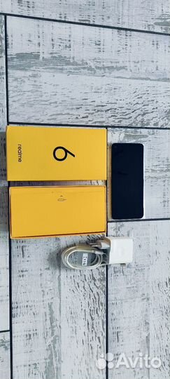 Смартфон Realme 6 8/128GB