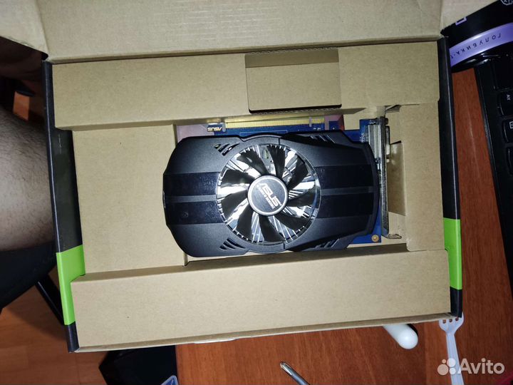 Видеокарта asus gt 1030 2gb