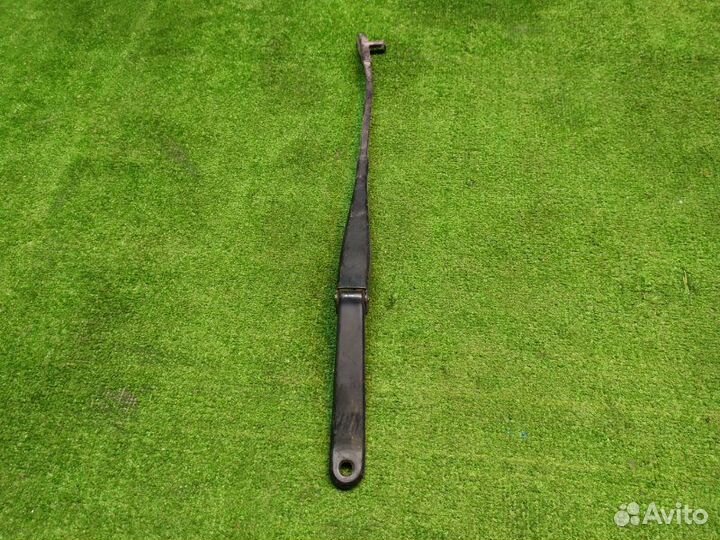 Поводок стеклоочистителя передний левый Ford Focus